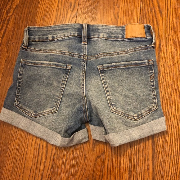 Aeropostale low rise midi Jean shorts - Picture 3 of 4